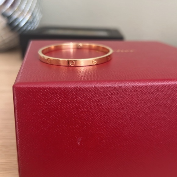 Small Cartier Love Bracelet in Rose Gold Size 16, great used condition - Picture 5 of 15